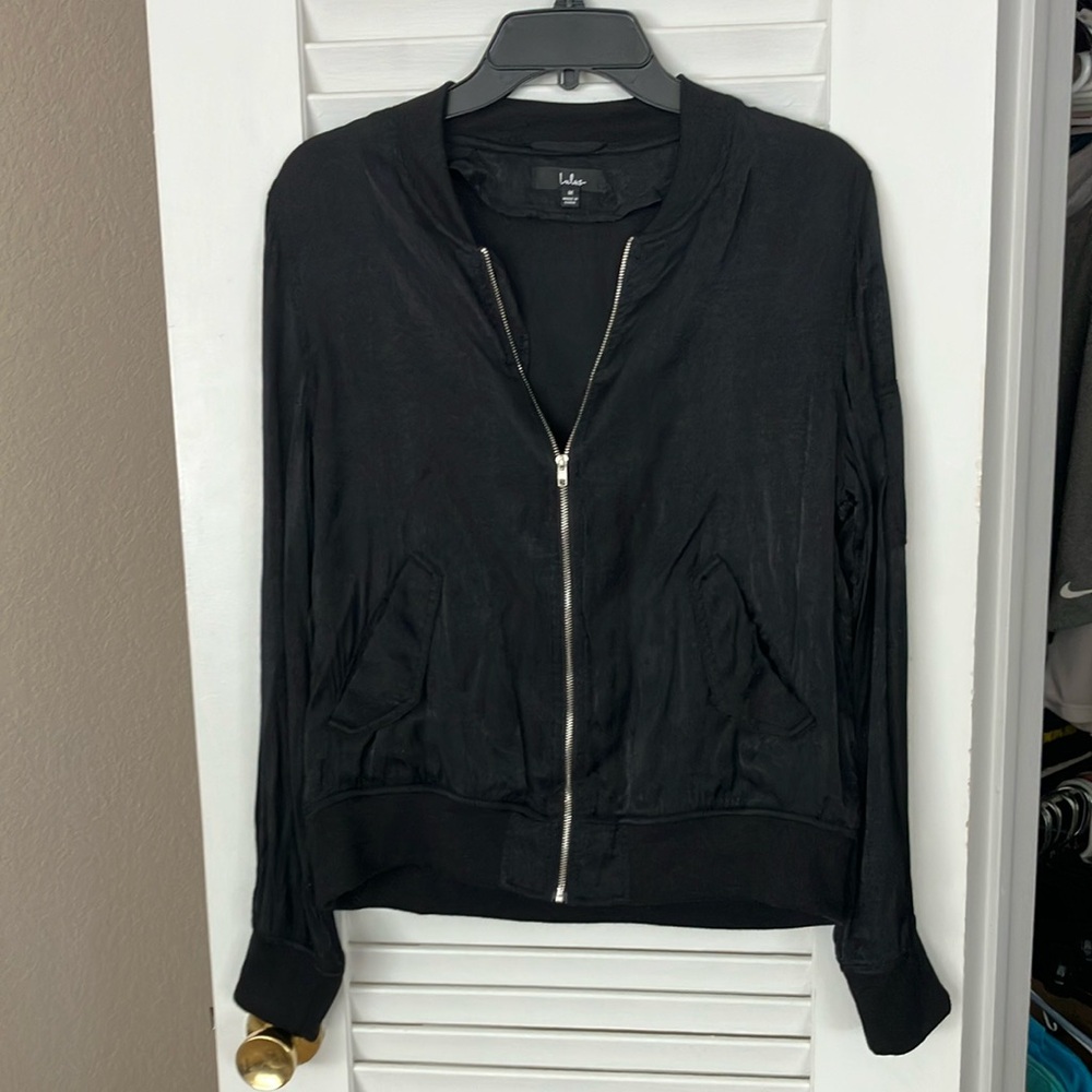 Lulu's Black Bomber Jacket with Collar and Cuffed Sleeves